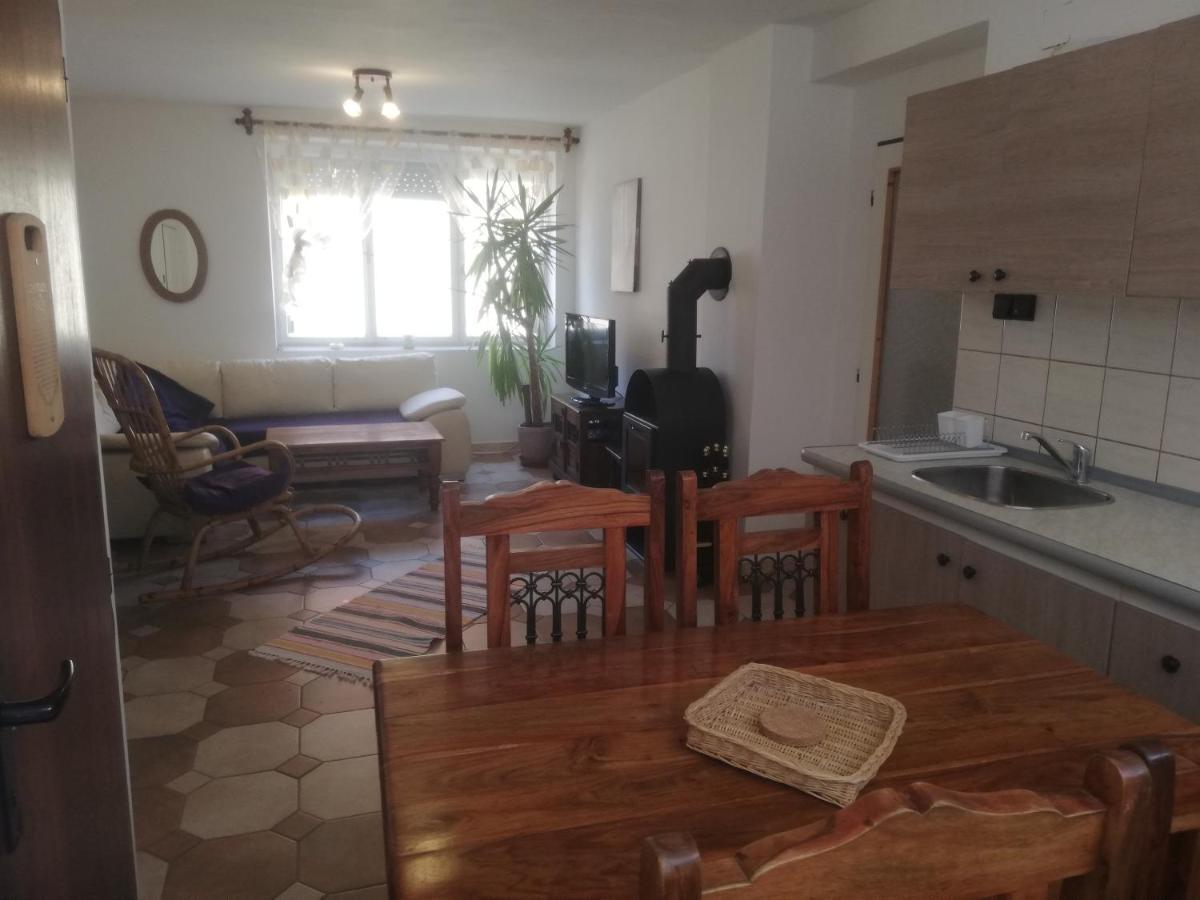 Villa Strakov Lúčky Eksteriør billede