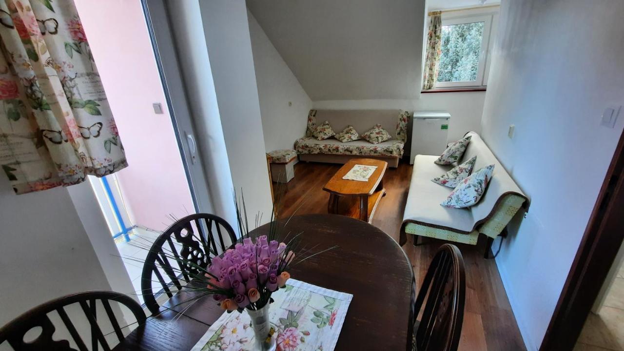 Villa Strakov Lúčky Eksteriør billede